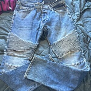 Divided Men's Distressed Blue Skinny Jeans